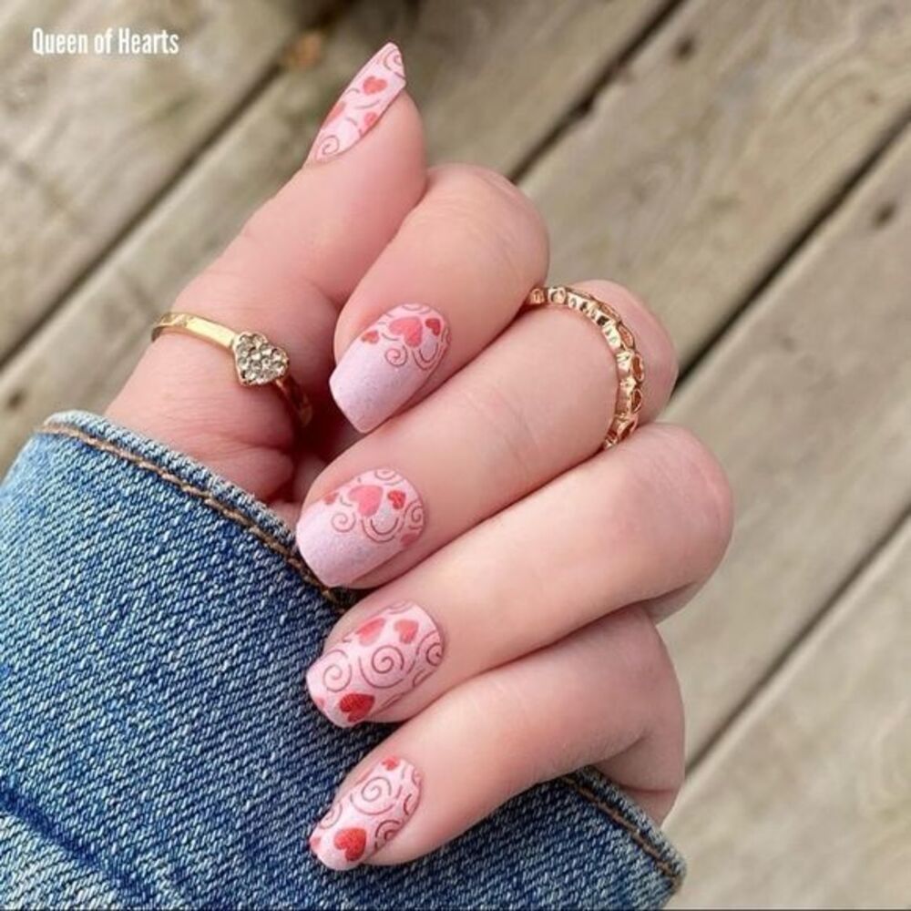#1010 Color Street | Queen of Hearts, soft pink hearts, swirls & silver glitter